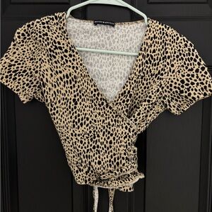 brandy melville cheetah print wrap t-shirt